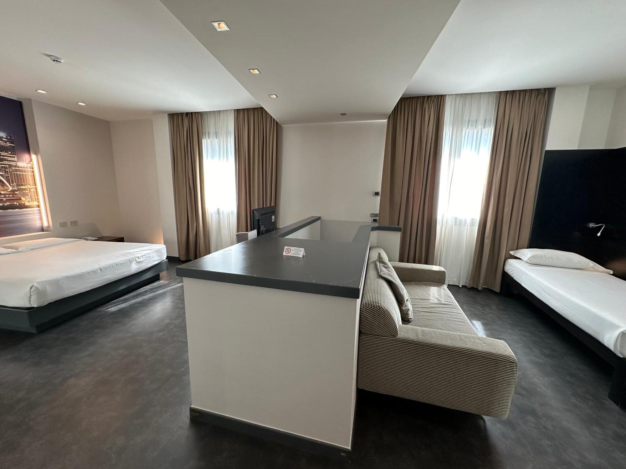 Hotel Cruise Lucino Kültér fotó
