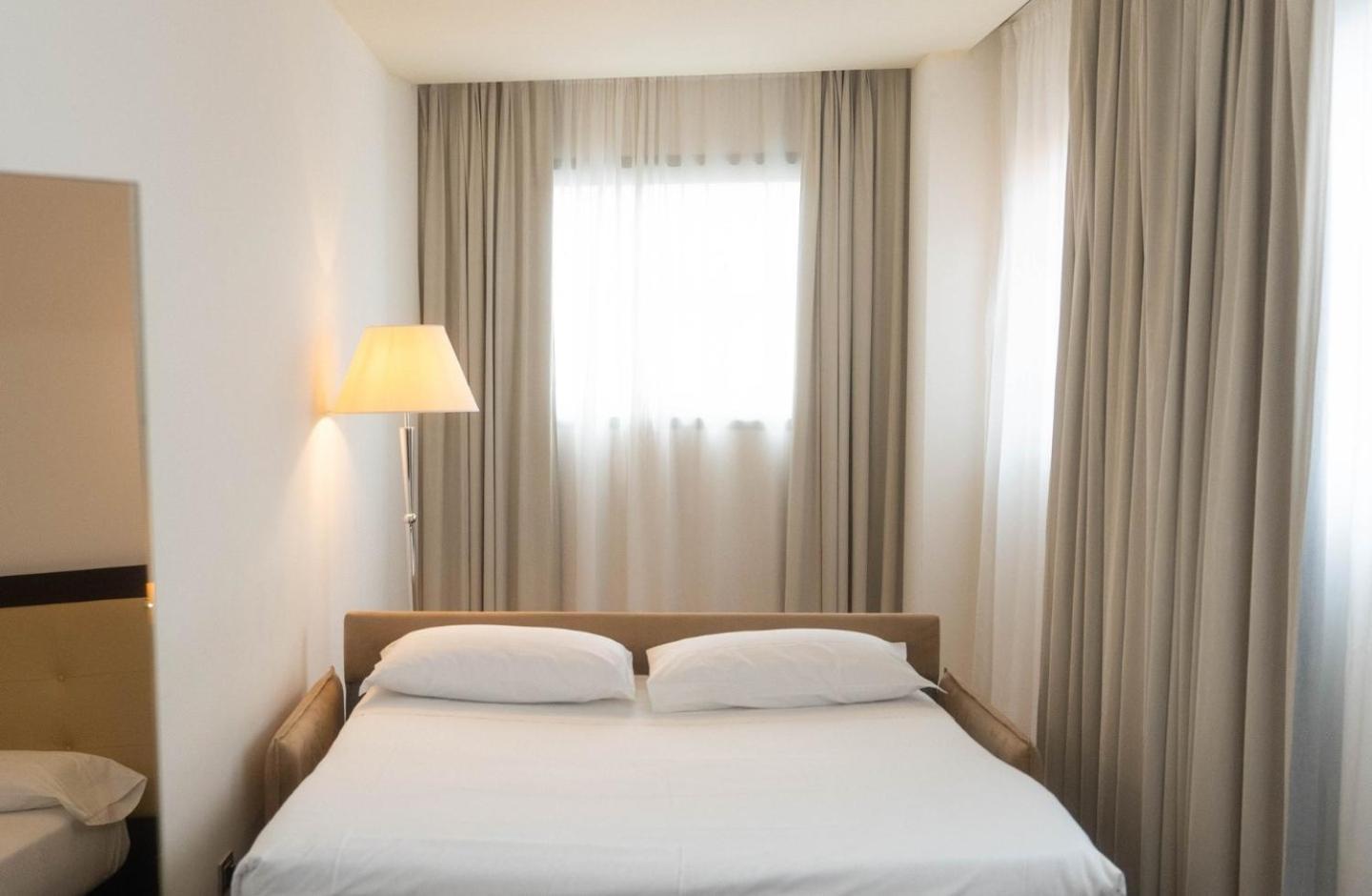 Hotel Cruise Lucino Kültér fotó